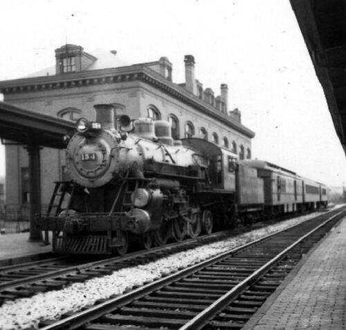 WM Psgr Train at Cumberland